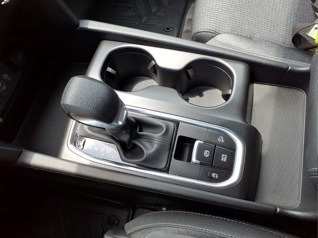 2020 Hyundai Santa Fe SE - Photo 25