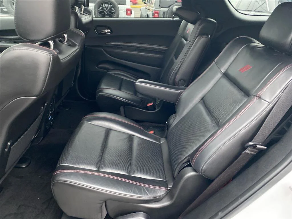 Used 2022 White Knuckle Clearcoat Dodge R/T image 24