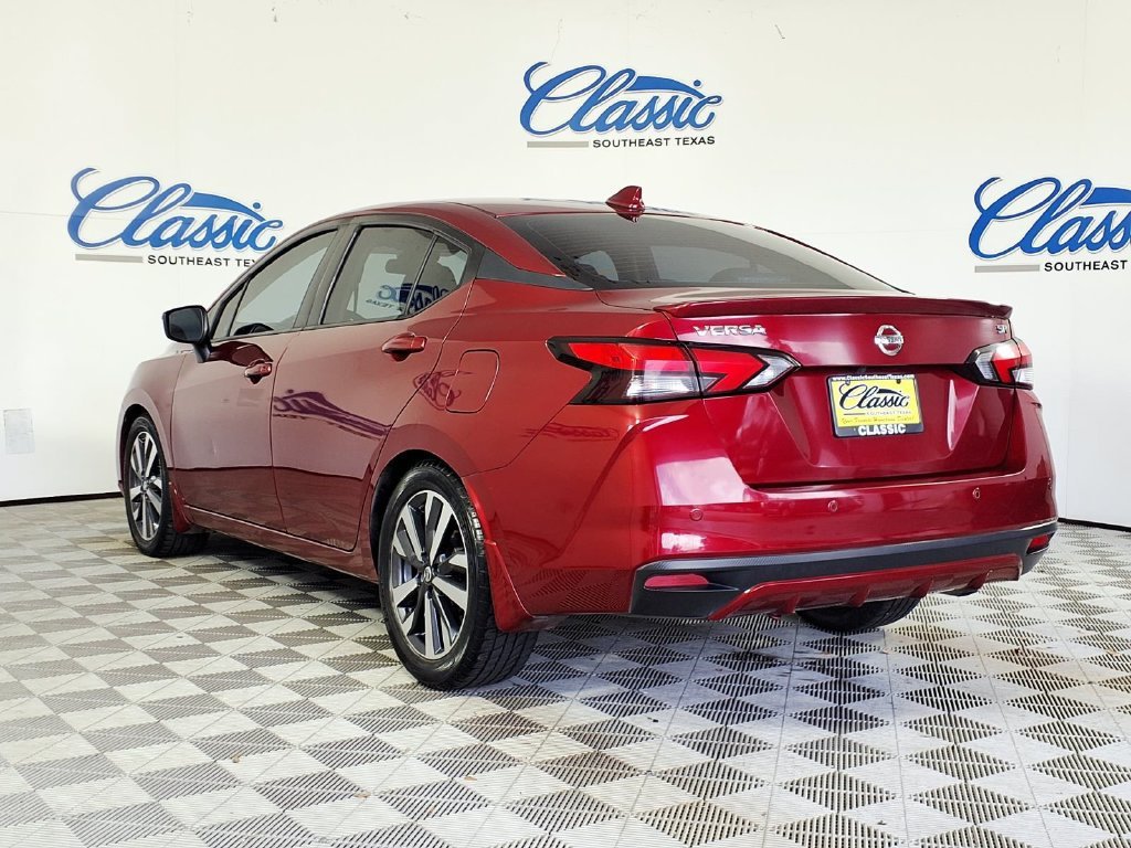 Used 2020 Nissan Versa Sedan SR with VIN 3N1CN8FV6LL880860 for sale in Beaumont, TX