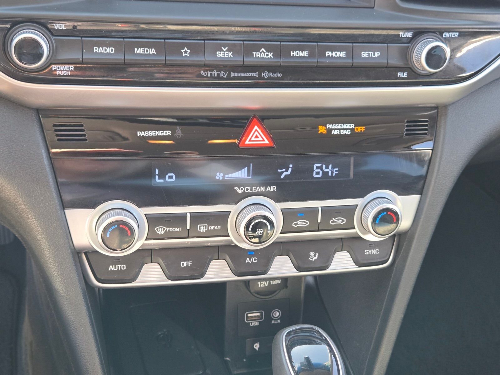 Used 2020 Silver Hyundai Limited image 21