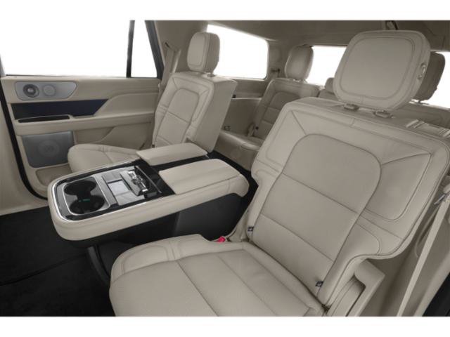 Used 2021 White Lincoln Reserve image 14