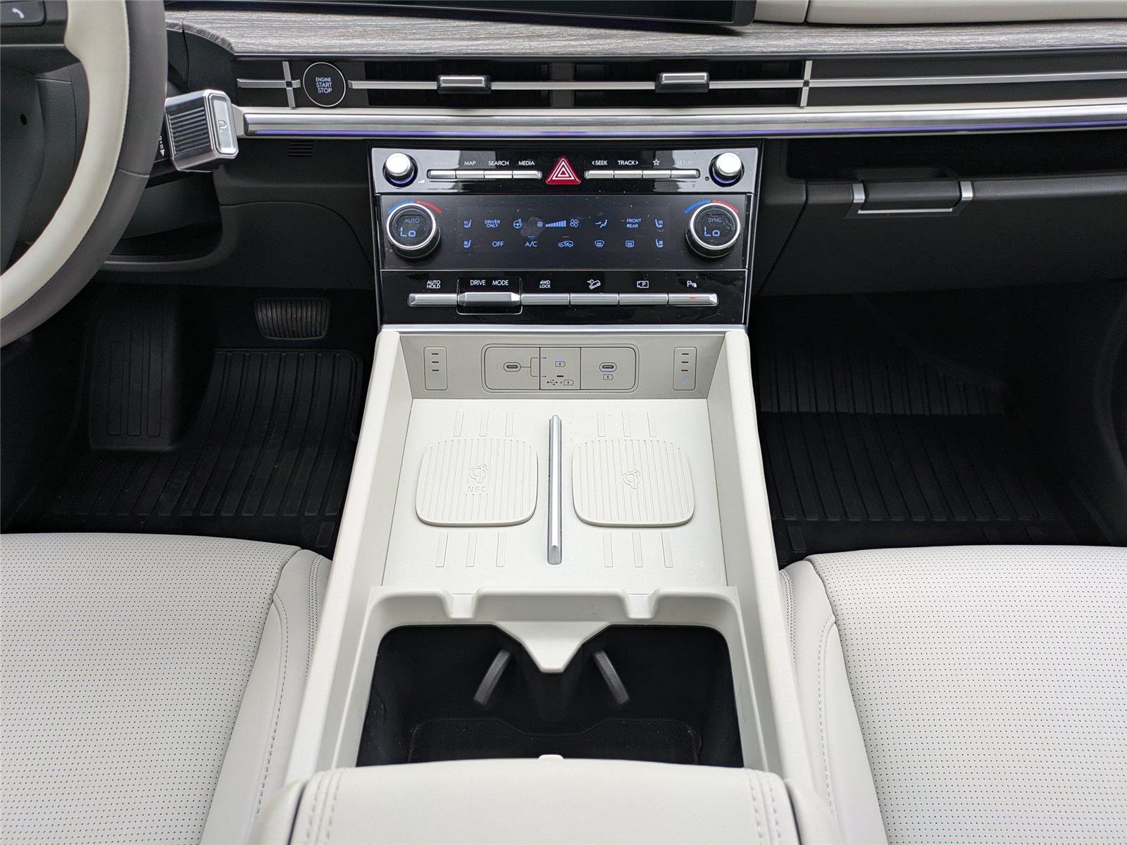 Used 2026 Serenity White Hyundai Calligraphy image 19
