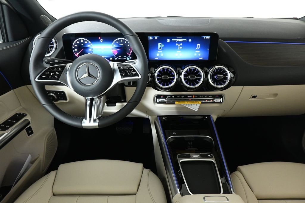 New 2026 Polar White Mercedes-Benz GLA 250 image 7