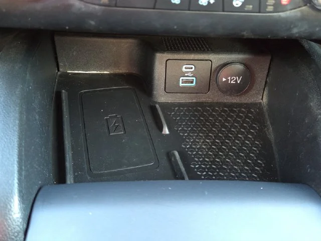 Used 2022 Green Ford Outer Banks image 24