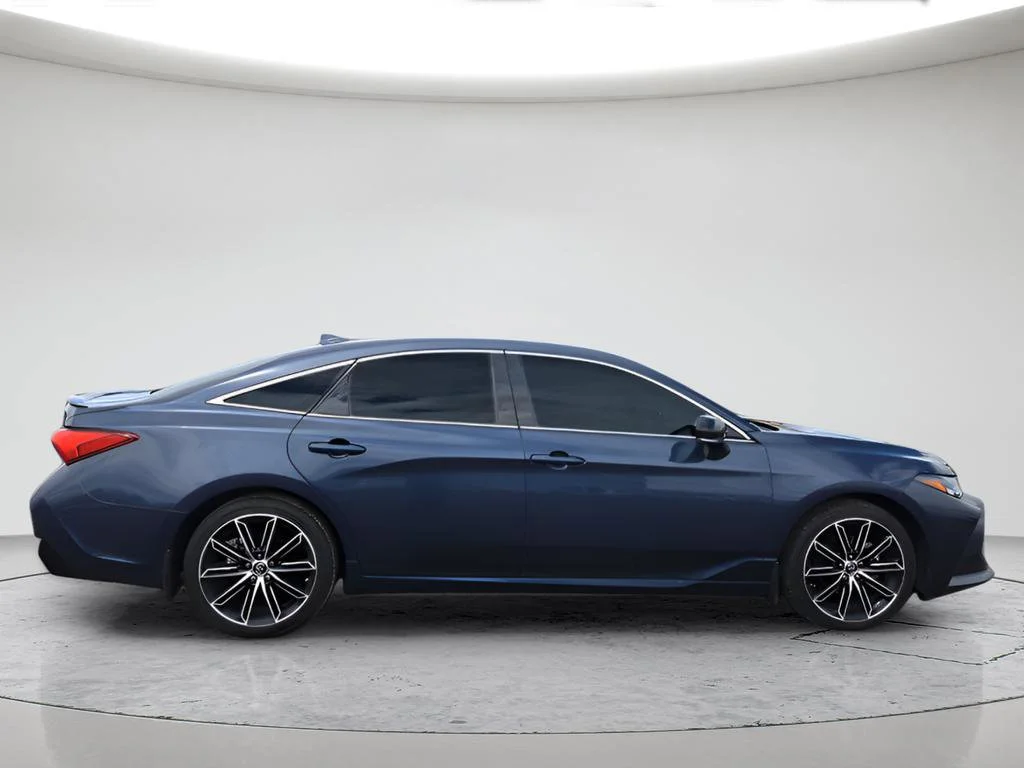 Used 2019 Blue Toyota XLE image 6