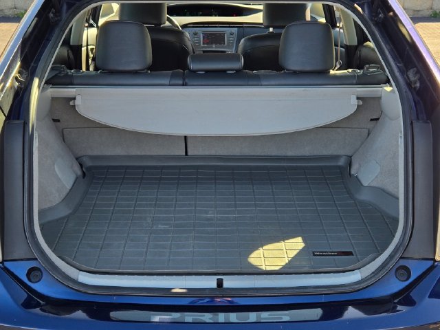 Used 2015 Blue Toyota Four image 11
