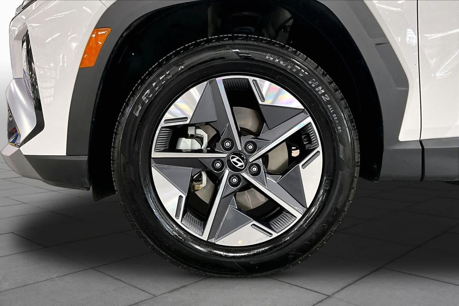 Used 2026 Serenity White Pearl Hyundai SEL image 11