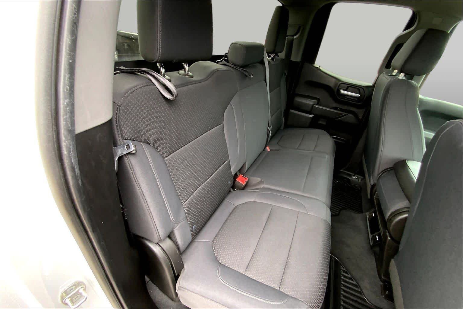 Used 2019 SUMMIT WHITE Chevrolet Custom Trail Boss image 16