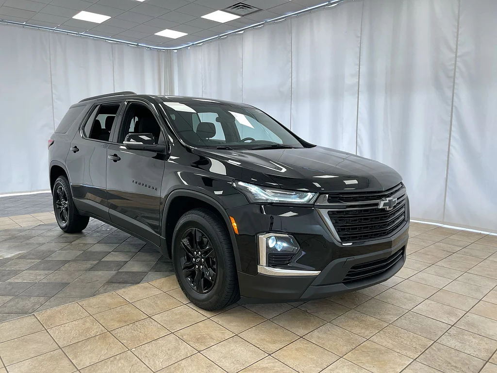 Used 2023 Mosaic Black Metallic Chevrolet LT Cloth image 34