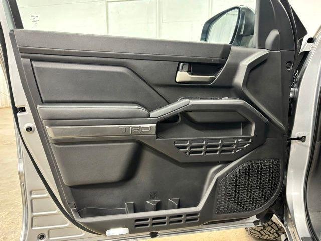 Used 2025 CELESTIAL SILVER Toyota  image 17