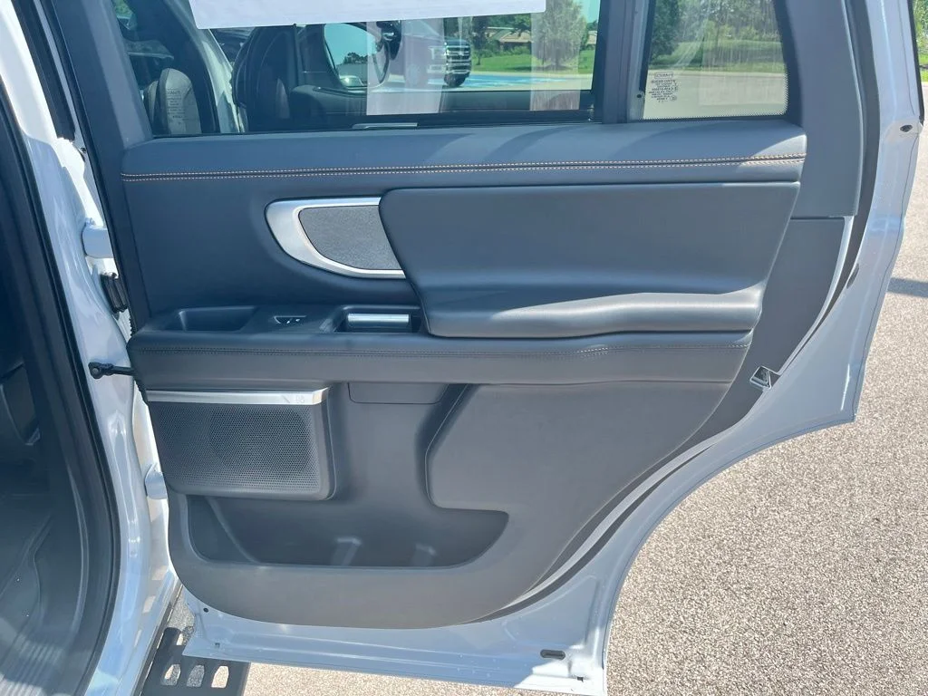 New 2026 Silver Ford Tremor image 9