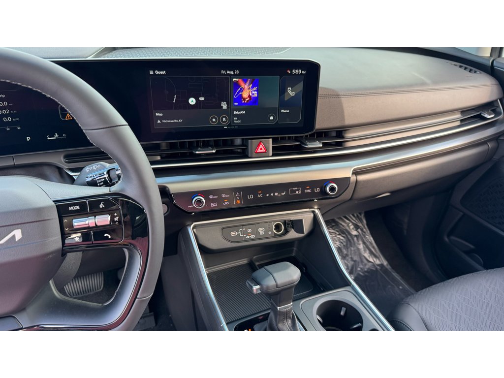 New 2027 Snow White Pearl Kia SX image 10