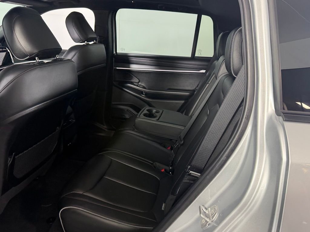 Used 2025 Silver Jeep Limited image 26