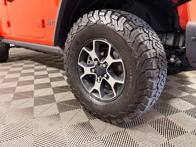 Certified 2019 Jeep Wrangler Unlimited Rubicon with VIN 1C4HJXFG9KW585187 for sale in Shakopee, Minnesota