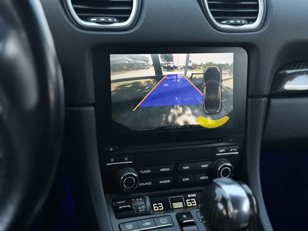 Used 2017  Porsche Base image 11