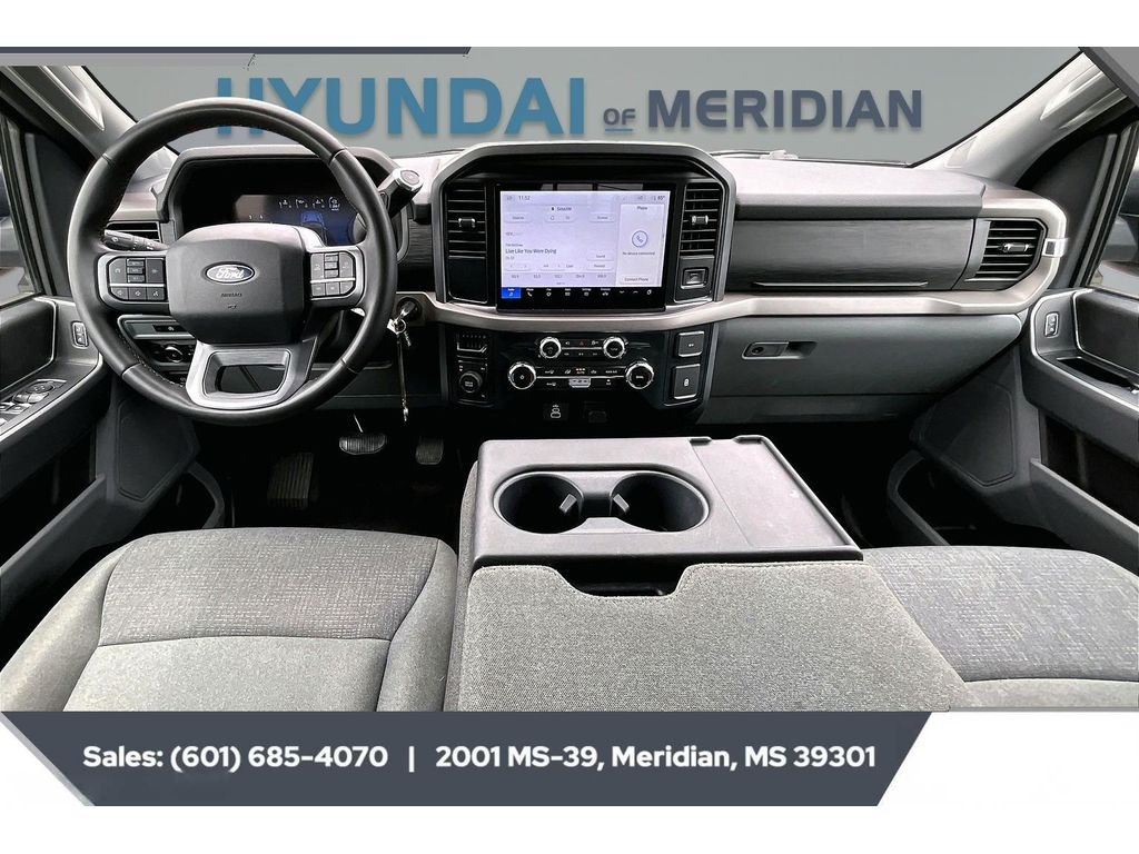 2025 Ford F-150 XLT - Photo 13