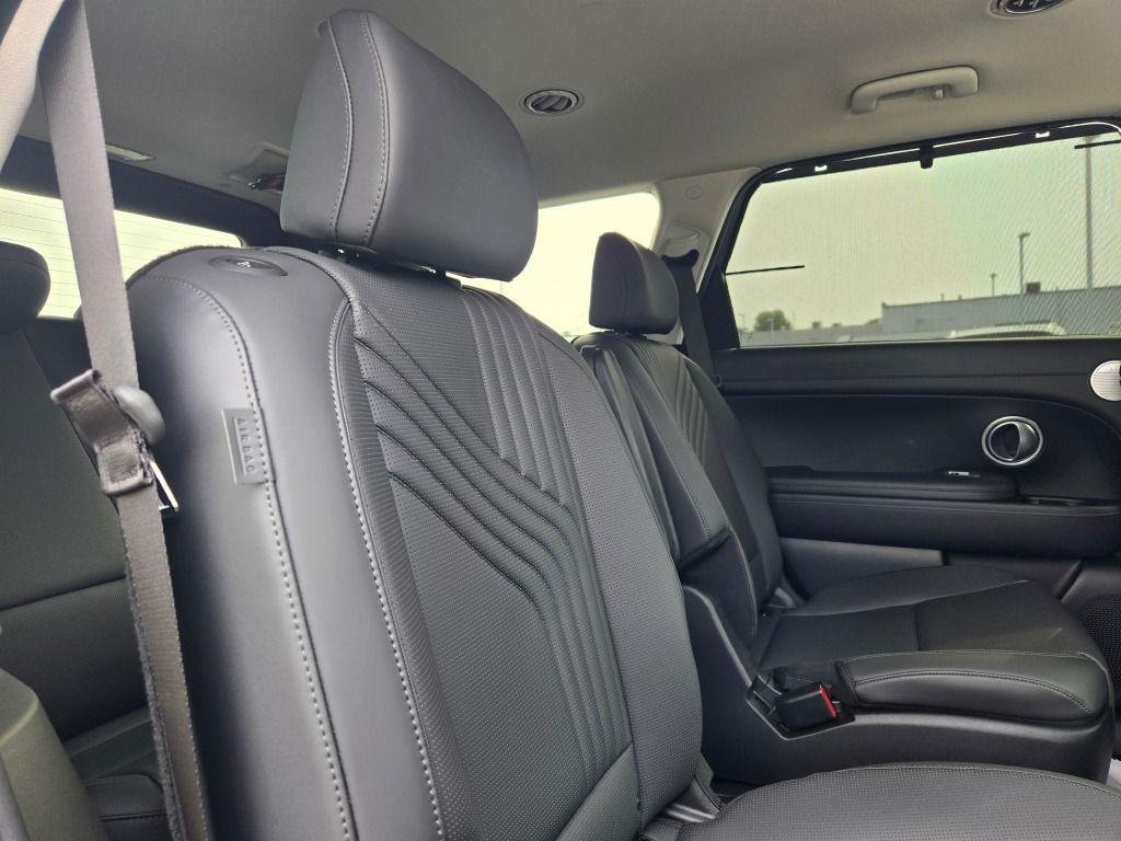 New 2026 Gray Pearl Hyundai SEL AWD image 10