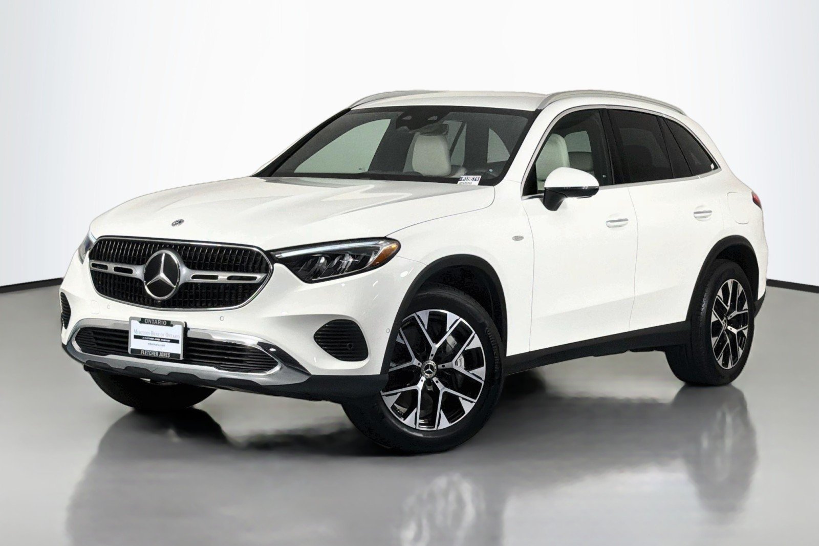 2025 Mercedes-Benz GLC