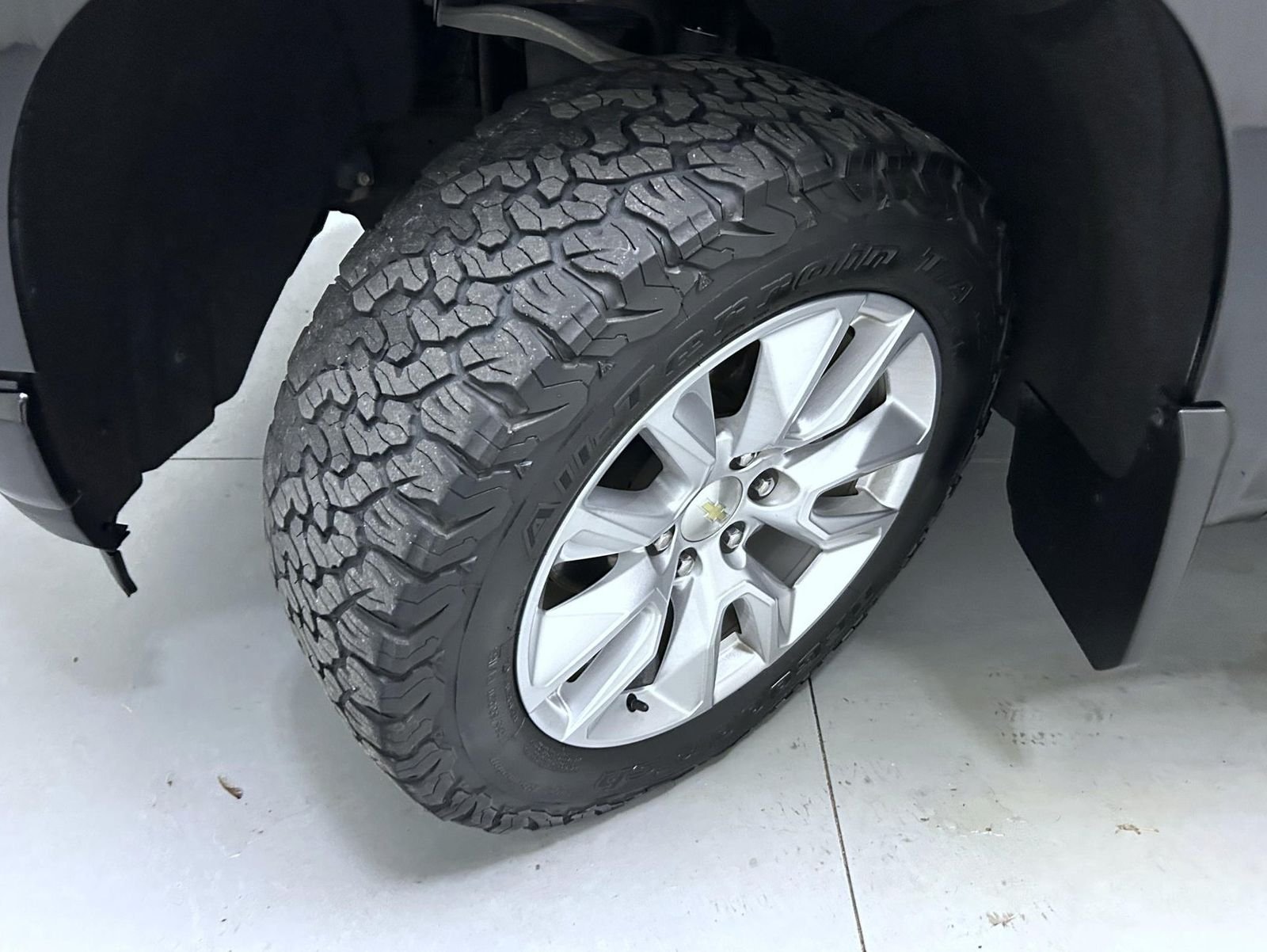 Used 2021 Black Chevrolet Custom image 23