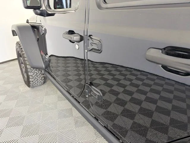 Used 2022 Black Jeep Rubicon image 10