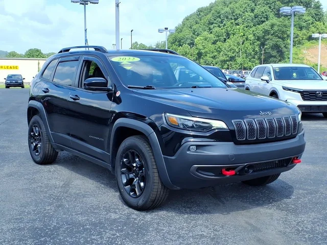 2022 Jeep Cherokee Trailhawk