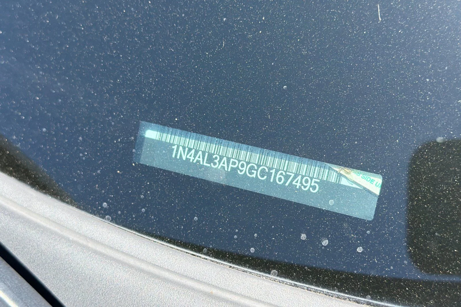 Used 2016 Black Nissan 2.5 SV image 9