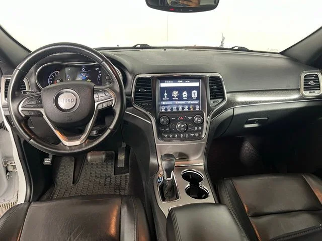 Certified Used 2018 White Jeep Limited image 27