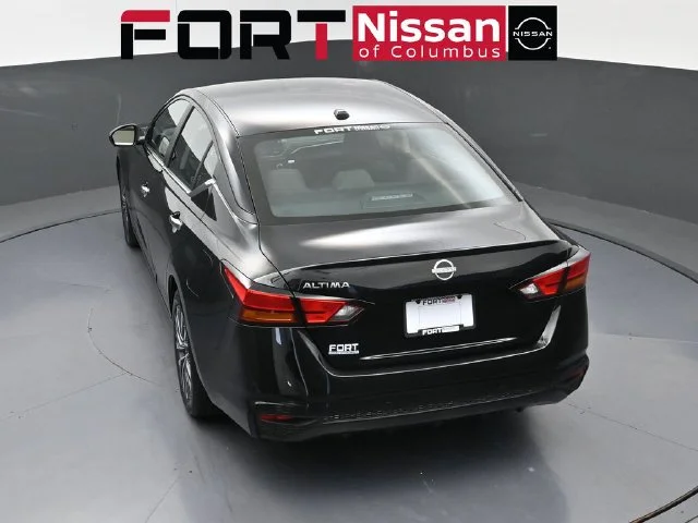 Used 2025 Black Nissan 2.5 SV image 41