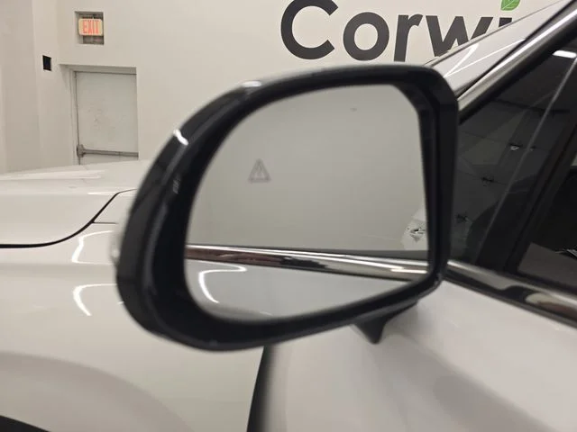 Used 2022 Quartz White Hyundai Blue image 36