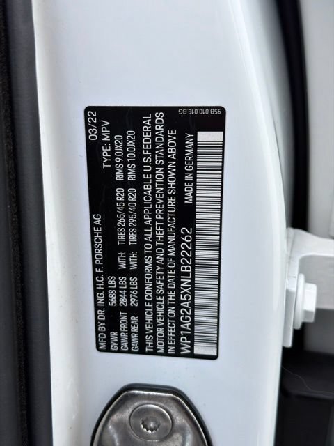 Used 2022 White Porsche S image 31