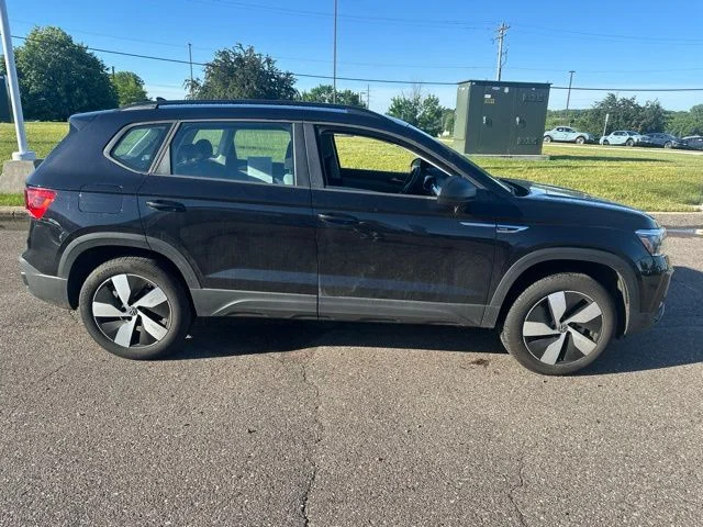 Certified 2024 Volkswagen Taos S with VIN 3VV8X7B27RM040237 for sale in Inver Grove Heights, Minnesota