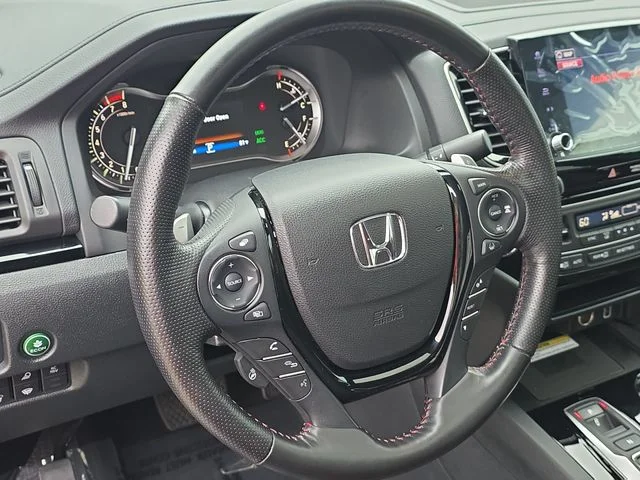 Used 2023 Gray Honda Black Edition image 16