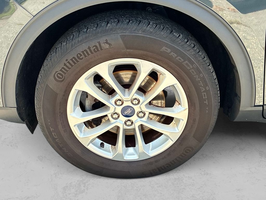 Used 2022 Blue Ford SE image 21