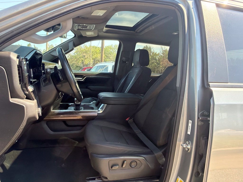 Used 2025 Gray Chevrolet LT Trail Boss image 7