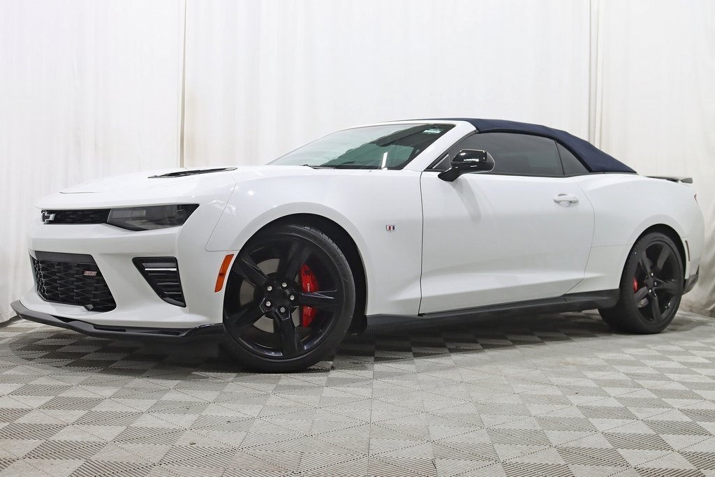 2018 Chevrolet Camaro SS photo 3