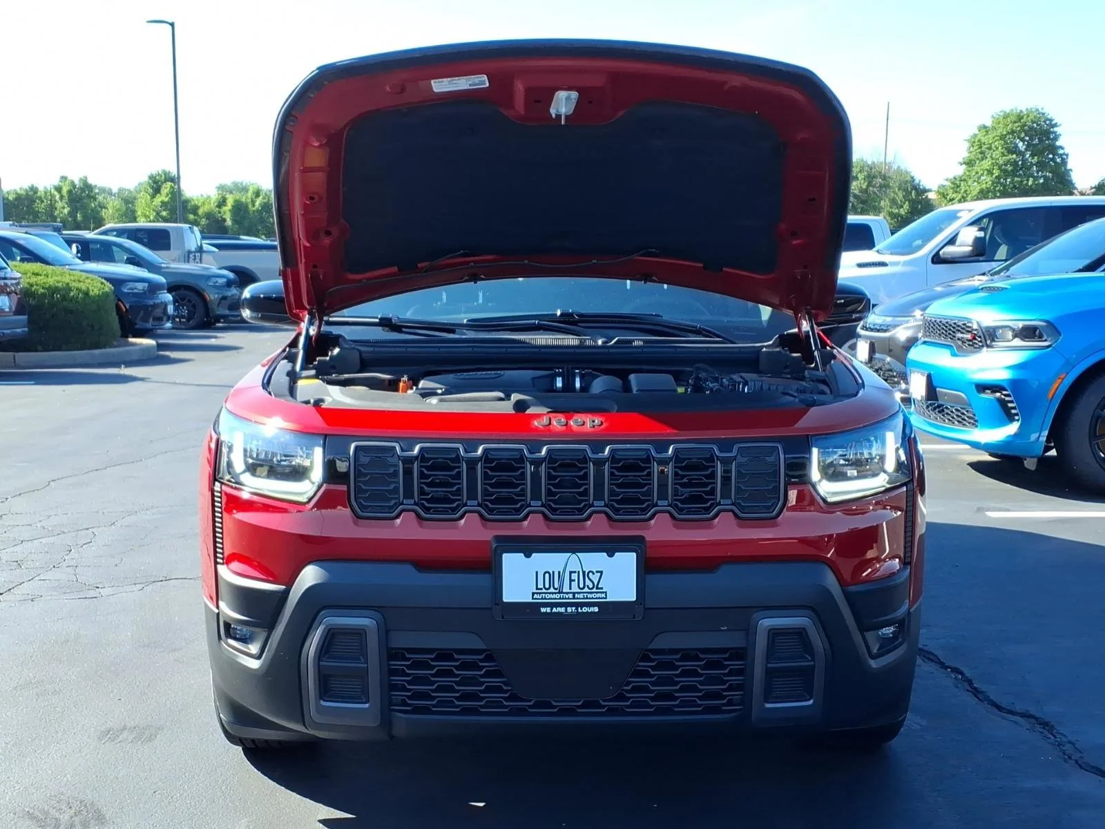 New 2026 Red Hot Pearl-Coat Exterior Paint Jeep Limited image 22