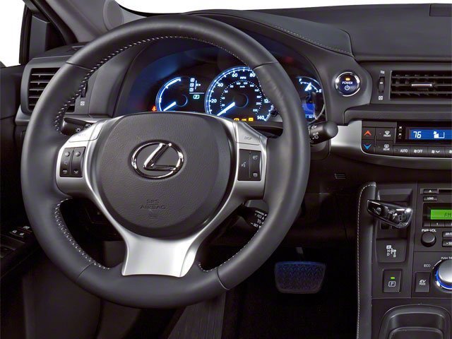 Used 2012 Tungsten Pearl Lexus 200h Premium image 6