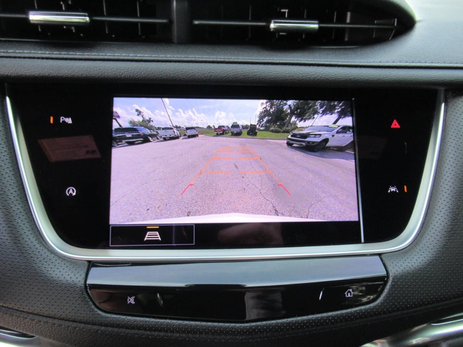 Used 2022 White Cadillac Luxury image 30