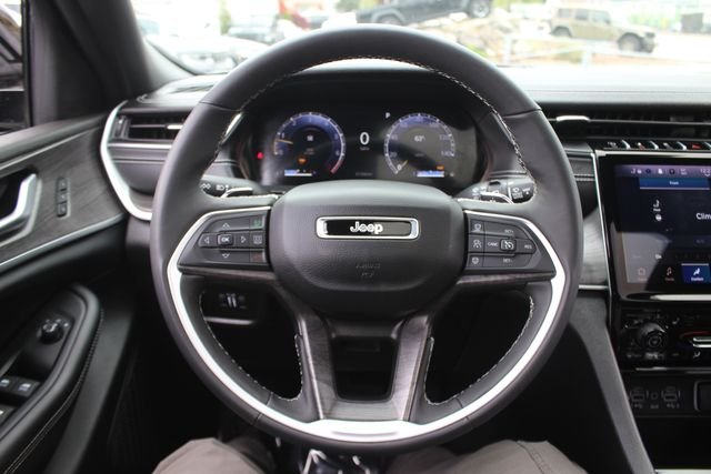 Used 2024 Black Jeep Limited image 16
