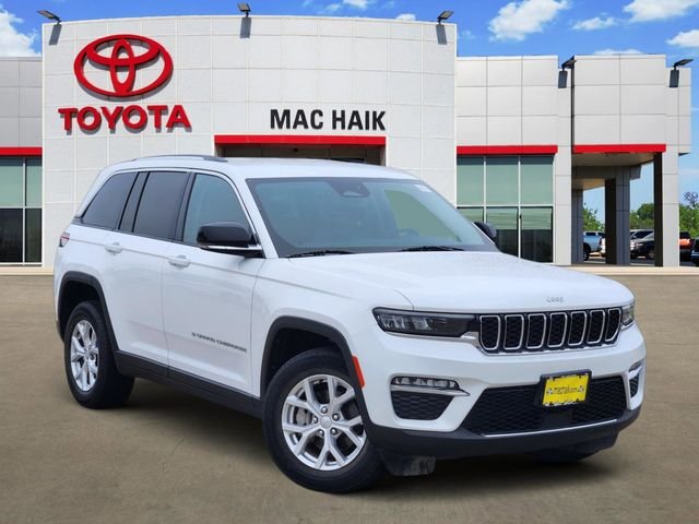 Used 2023 White/off-white Jeep Limited image 1
