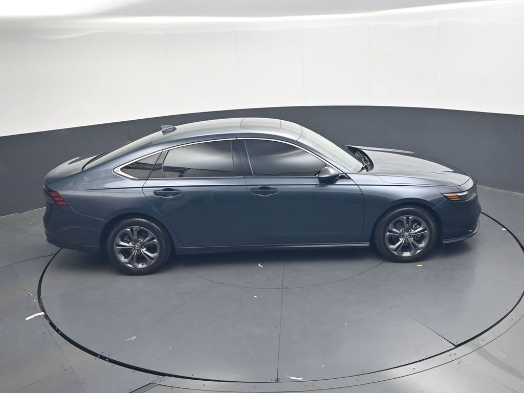 Used 2023  Honda EX image 28