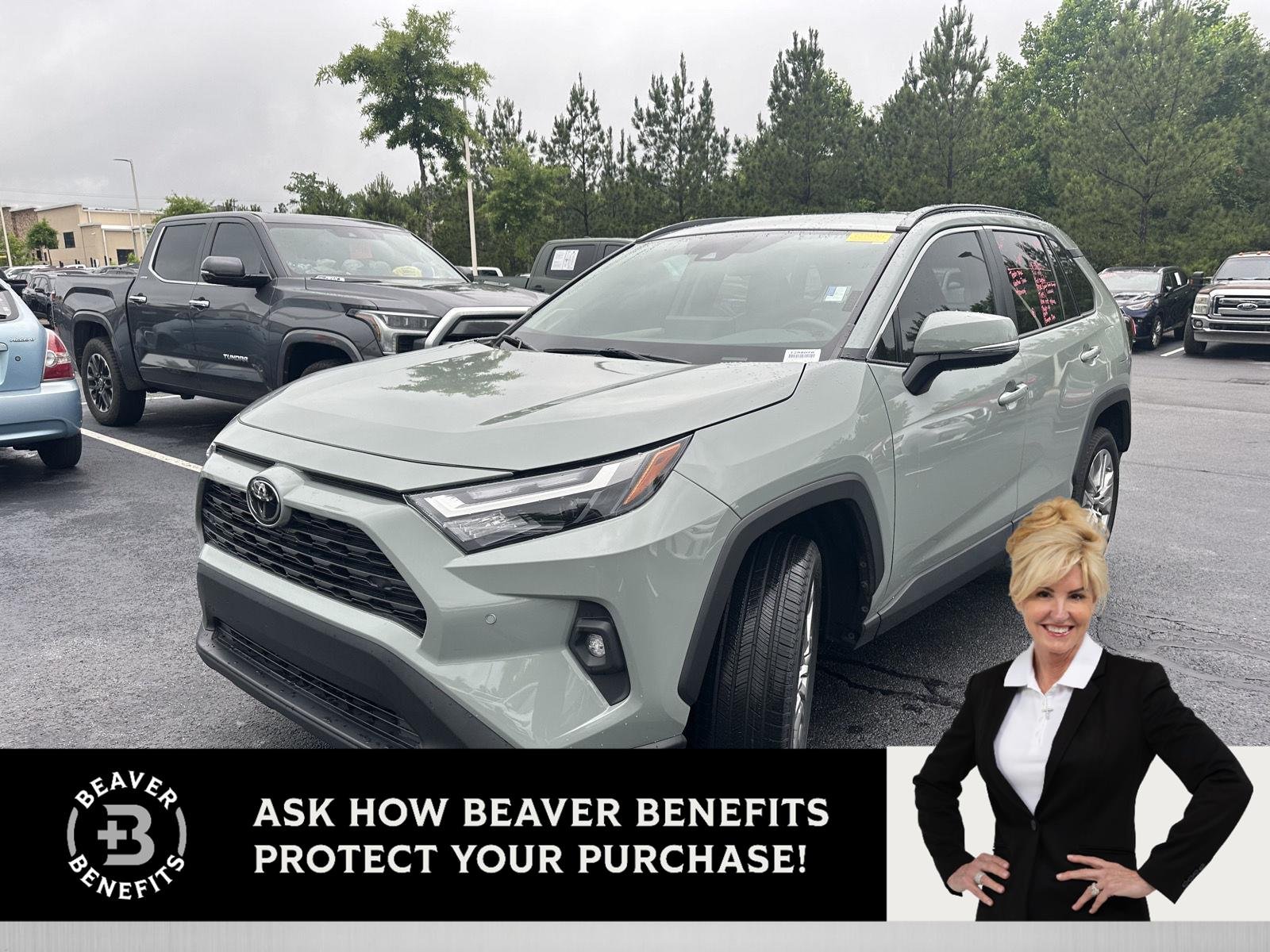 2023 Toyota RAV4 XLE Premium FWD's photo