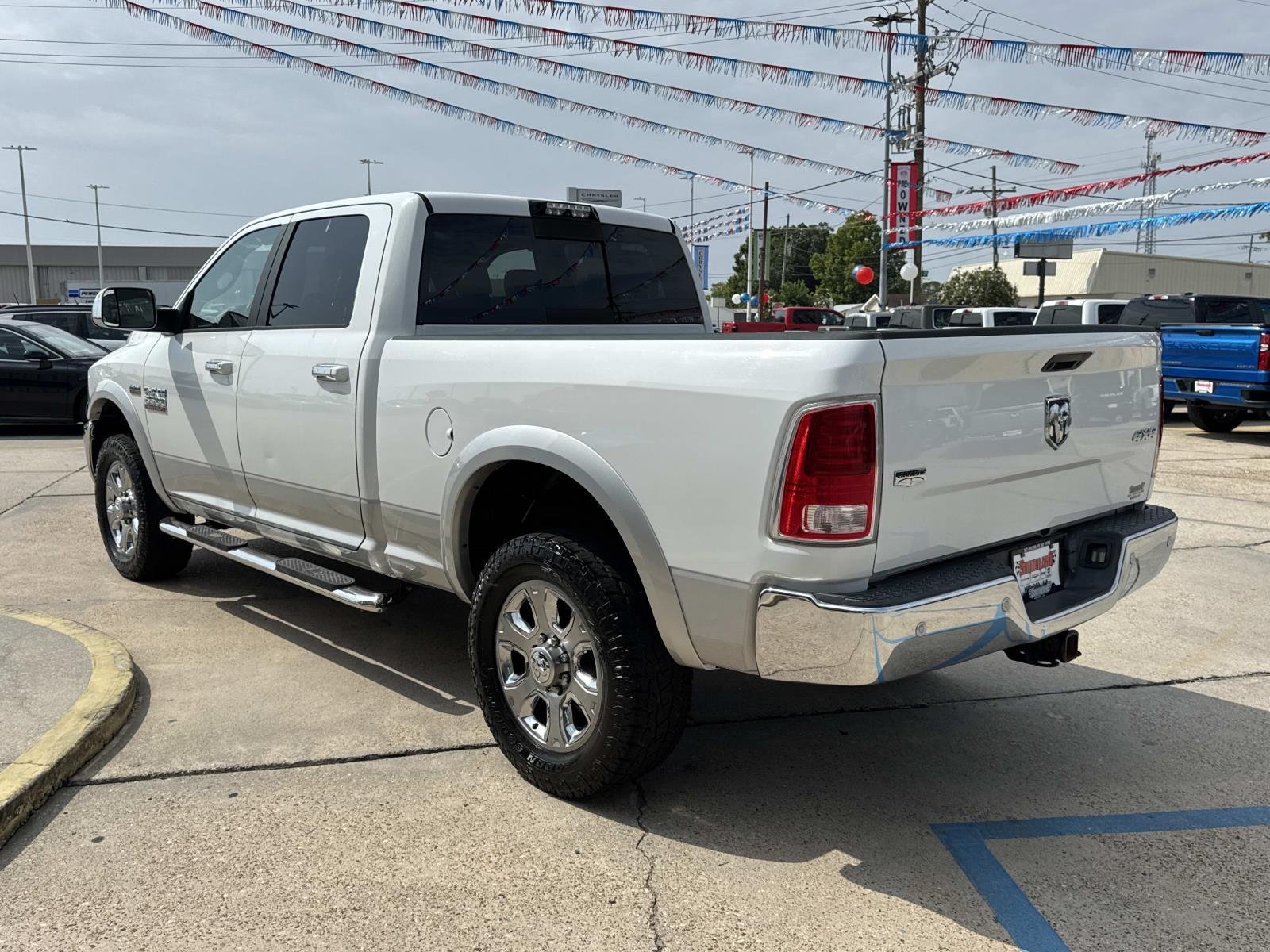Used 2018 Bright White Clearcoat Ram Laramie image 5