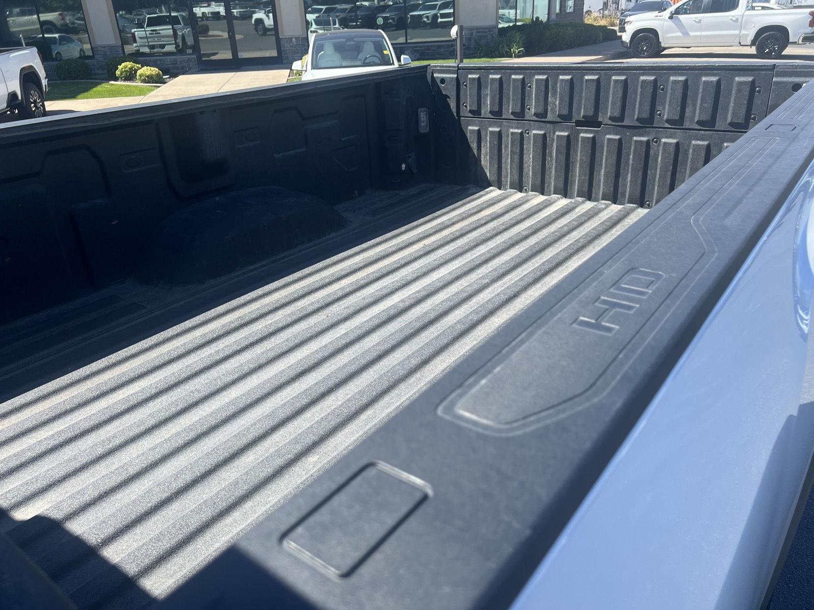 2023 GMC Sierra 3500HD SLT - Photo 14