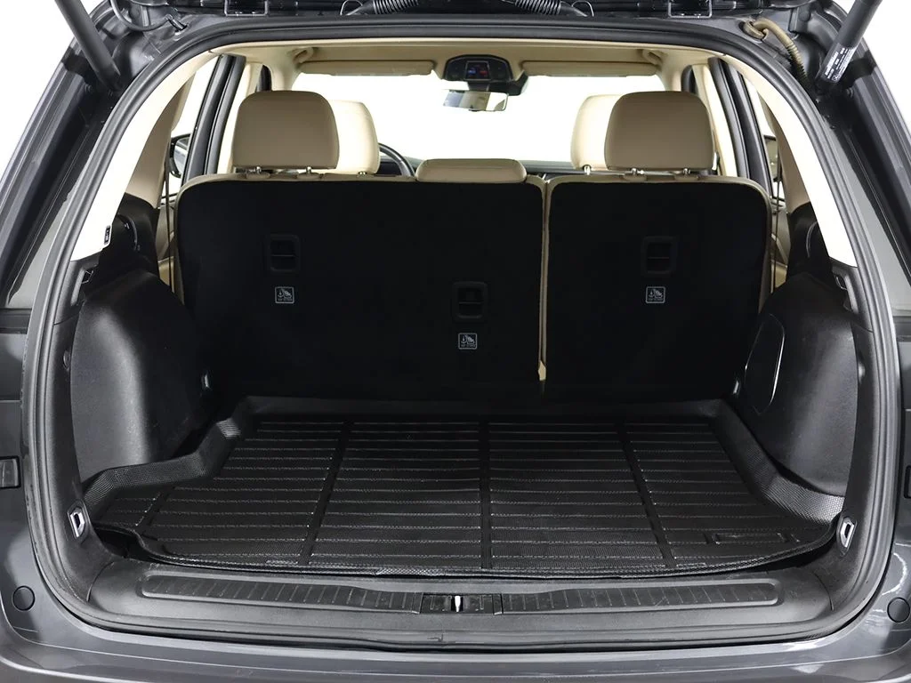 Used 2022 Gray Jeep Limited image 23