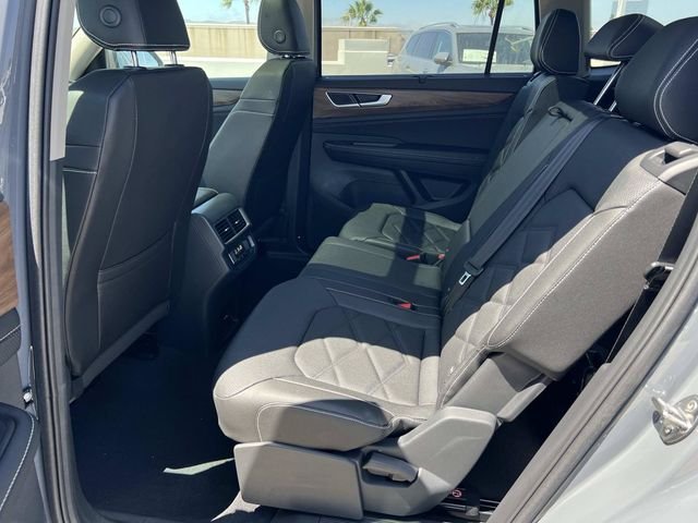 New 2026 Gray Volkswagen SE w/Technology image 23