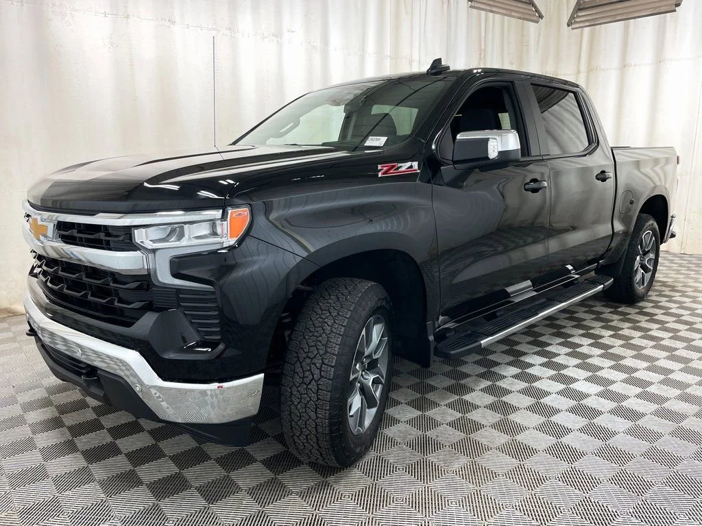 2026 Chevrolet Silverado 1500 LT - Photo 18
