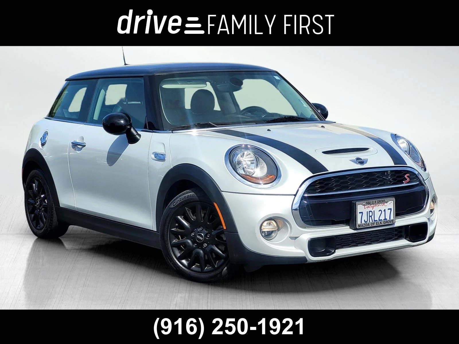 2015 MINI Cooper S's photo