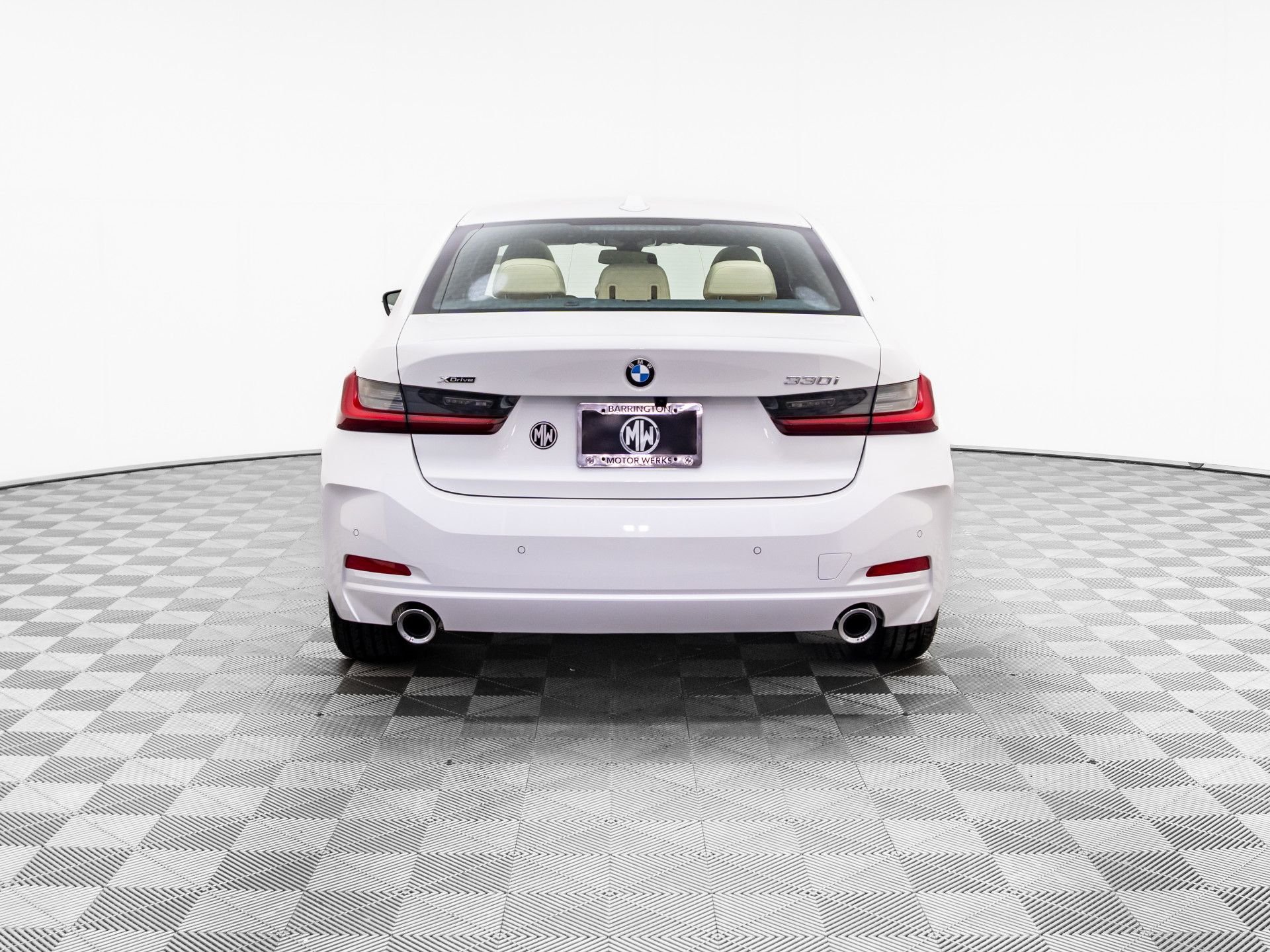 Certified Used 2026 Mineral White Metallic BMW 330i xDrive image 5