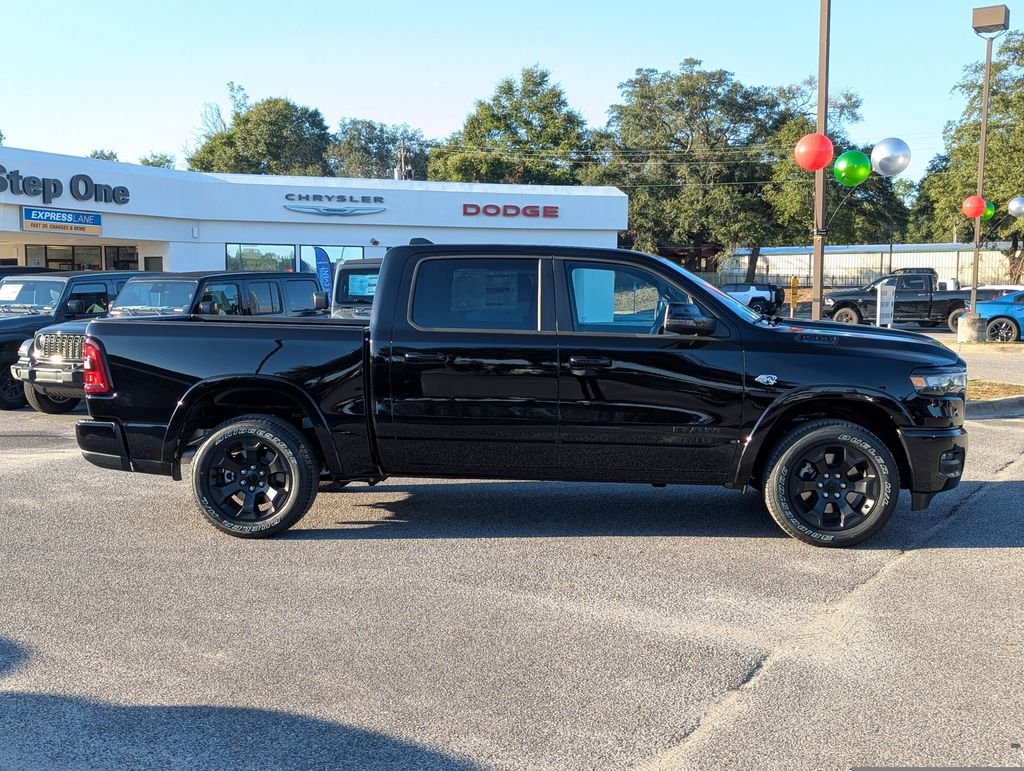 New 2026 Diamond Black Crystal Pearl-Coat Exterior Paint Ram Big Horn/Lone Star image 4